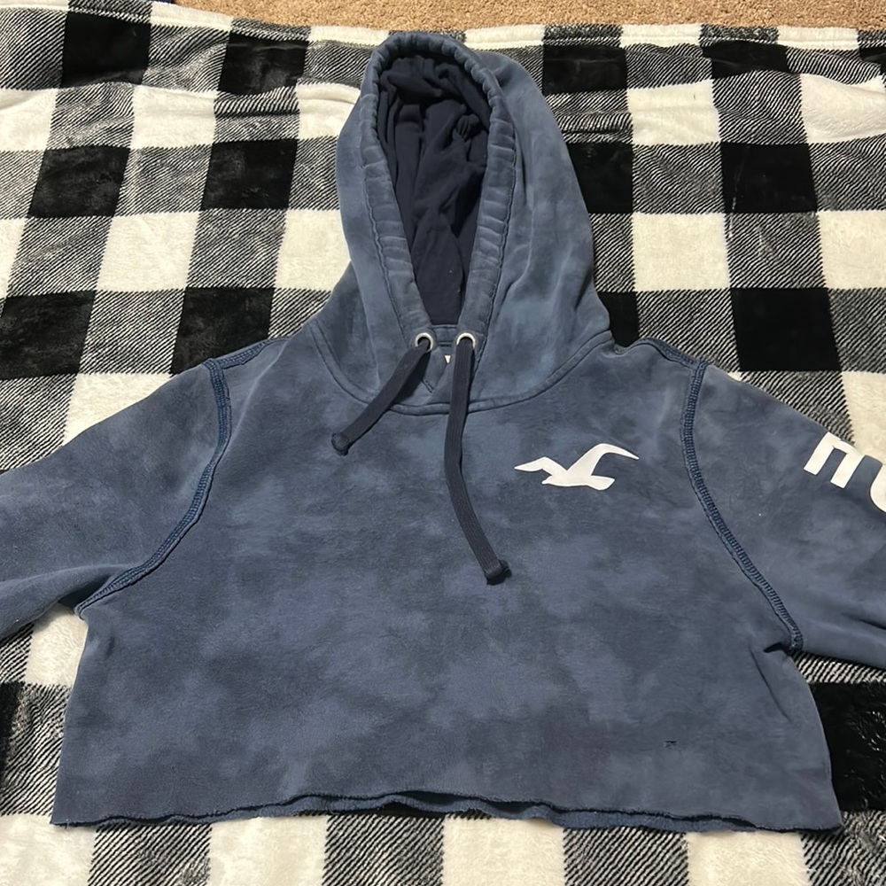 Hollister Small Navy Blue Cropped Hoodie